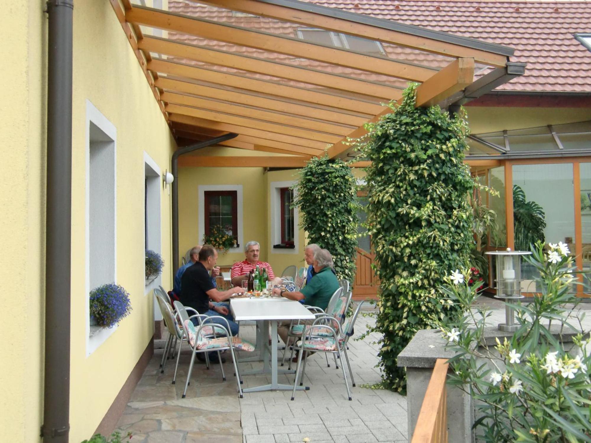 Privatzimmer Und Ferienwohnungen Leeb Persenbeug エクステリア 写真